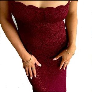 Hennes dress real lace all dress is made of lace , so fabulous! Size Small